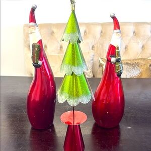 Festive Red and Green Holiday Decor Set